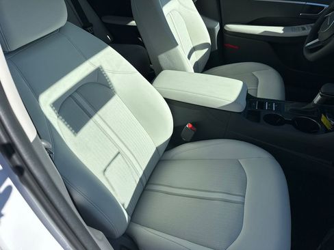 New 2025 Hyundai Sonata SE image 13