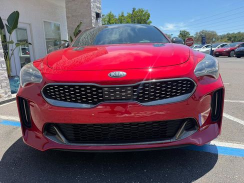 Used 2018 Kia Stinger GT2 image 4