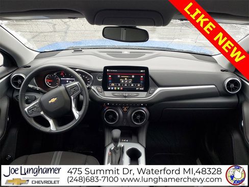 Used 2025 Chevrolet Blazer LT w/ Convenience Package image 20