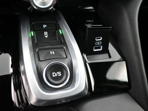 Used 2023 Acura MDX w/ Technology Package AWD/4WD image 17