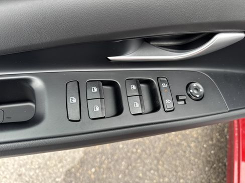 New 2026 Hyundai Elantra SE image 13