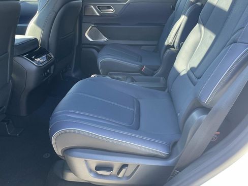 New 2026 INFINITI QX80 4WD image 7