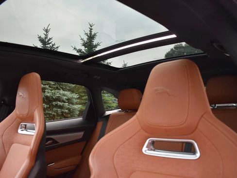 Used 2024 Jaguar F-PACE R-Dynamic S AWD/4WD image 10