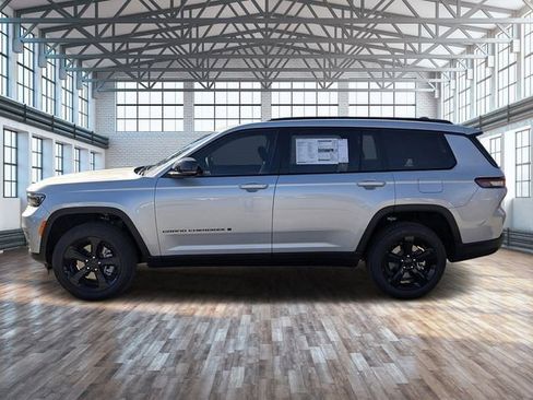New 2025 Jeep Grand Cherokee L Limited w/ Luxury Tech Group II RWD image 7