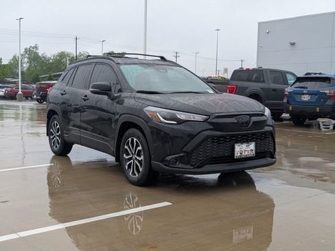 Used 2023 Toyota Corolla Cross AWD Hybrid image 7