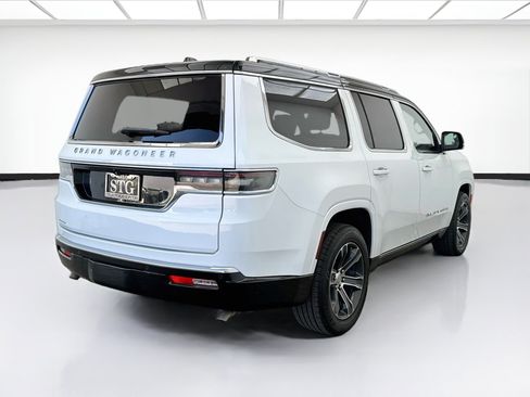 Used 2023 Jeep Grand Wagoneer 4WD image 4