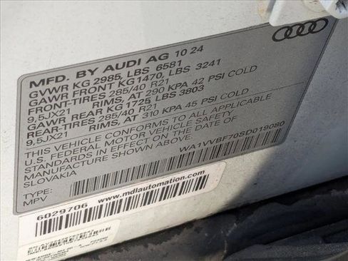 Used 2025 Audi Q7 3.0T Prestige image 18