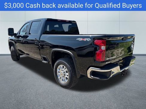 New 2026 Chevrolet Silverado 3500 LT AWD/4WD image 2