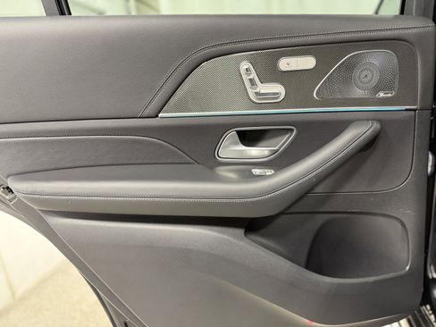 Used 2023 Mercedes-Benz GLS 580 GLS 580 image 27