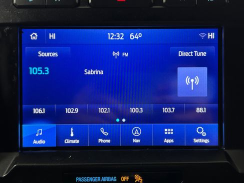 Used 2020 Ford F150 Lariat w/ Equipment Group 502A Luxury image 4