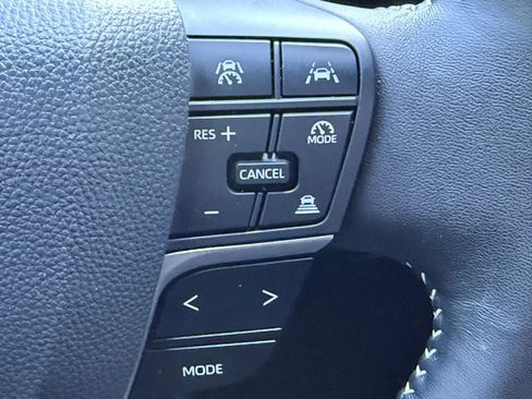 Used 2026 Toyota Camry SE w/ Convenience Package image 20