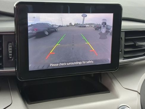 Used 2021 Ford Explorer XLT w/ Equipment Group 202A RWD image 22