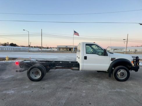 Used 2008 Ford F550 4x4 Regular Cab Super Duty image 15