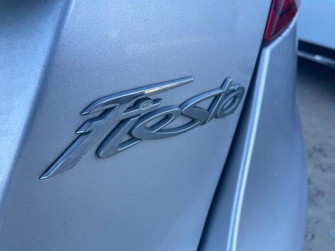 Used 2014 Ford Fiesta SE FWD image 12