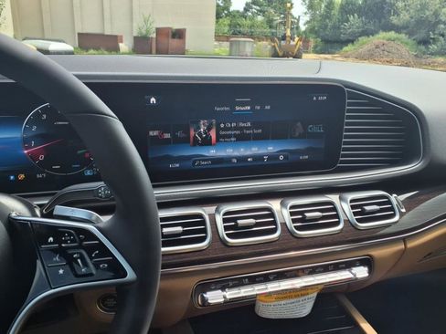 Used 2026 Mercedes-Benz GLE 350 4MATIC image 18