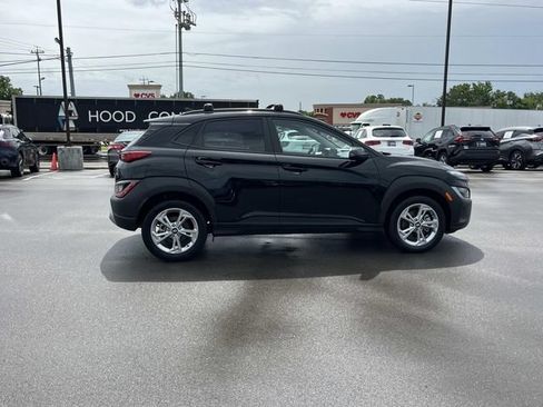 Certified 2023 Hyundai Kona SEL AWD/4WD image 4