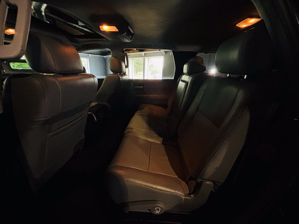 Used 2015 Toyota Sequoia Limited AWD/4WD image 34