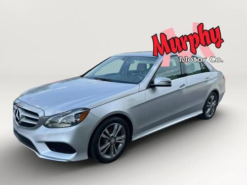 Used 2016 Mercedes-Benz E 350 Sedan w/ Premium Package image 5