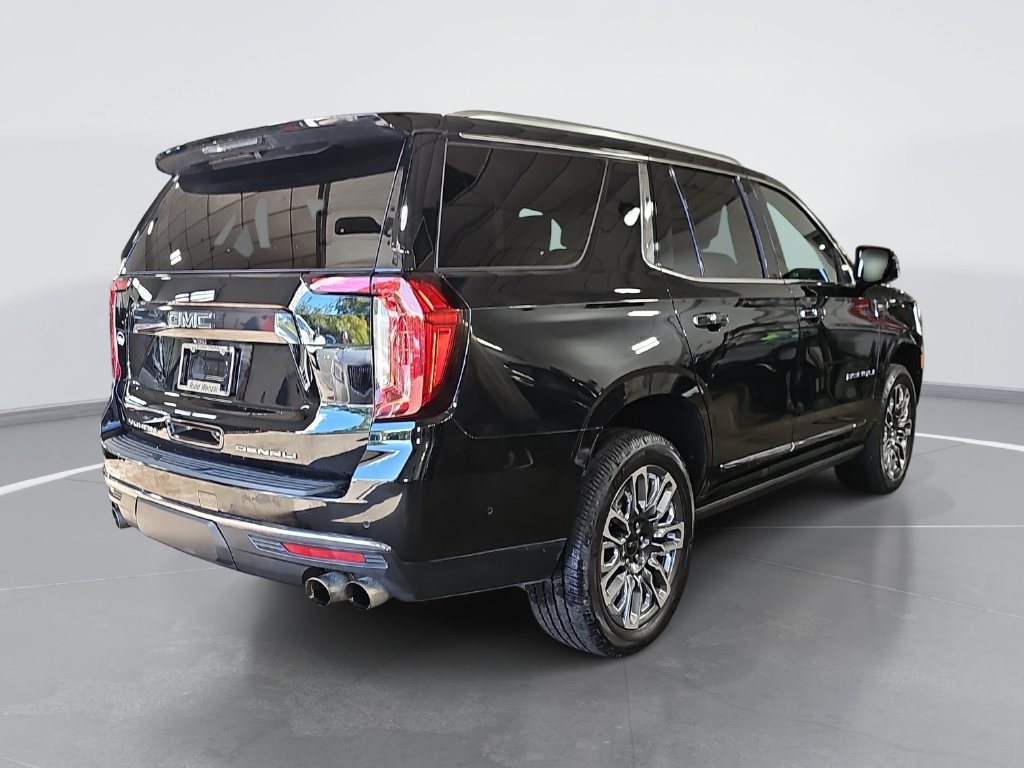 Certified 2023 GMC Yukon Denali Ultimate AWD/4WD image 3