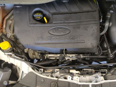 Used 2017 Ford Escape SE FWD image 30
