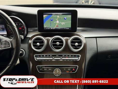 Used 2017 Mercedes-Benz C 300 C 300 4MATIC Sedan with Luxury w/ Premium 2 Package image 11