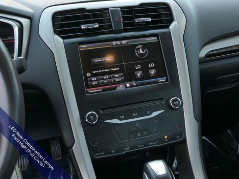Used 2014 Ford Fusion SE w/ Equipment Group 502A FWD image 21