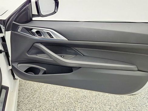 Used 2025 BMW 430i Convertible image 26