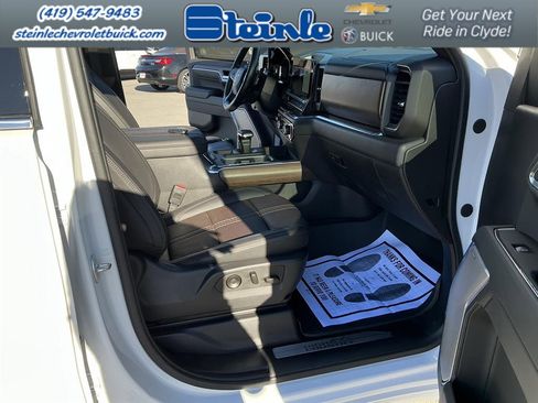 Used 2024 Chevrolet Silverado 1500 High Country image 36