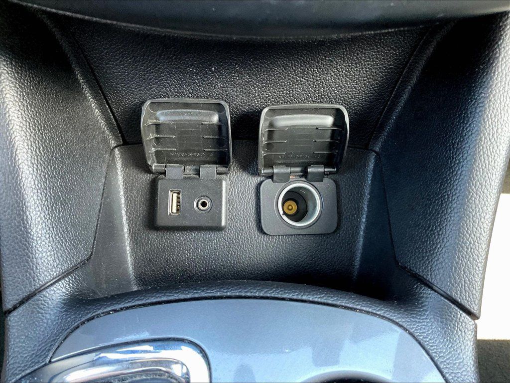 Used 2017 Chevrolet Cruze LT w/ Convenience Package FWD image 15