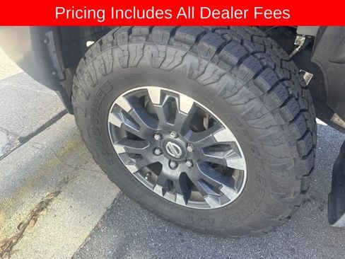 Used 2017 Nissan Titan S AWD/4WD image 8