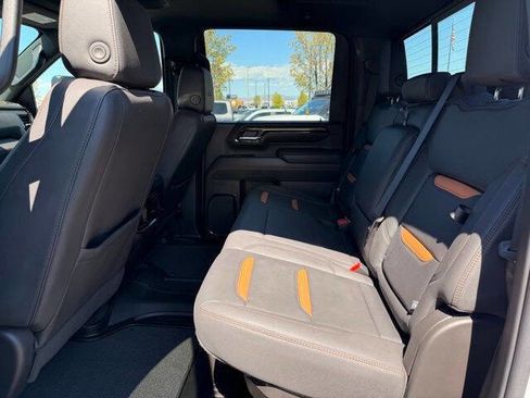 Used 2025 GMC Sierra 3500 AT4 w/ AT4 Premium Plus Package AWD/4WD image 10