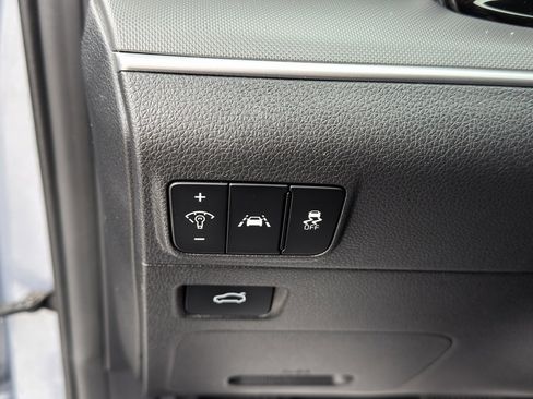 Used 2022 Kia K5 LXS image 10