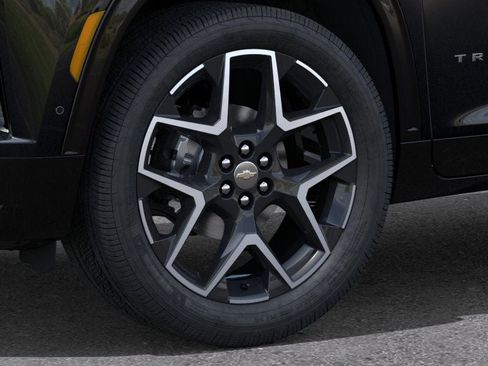 New 2026 Chevrolet Traverse High Country w/ LPO, Floor Liner Package image 9