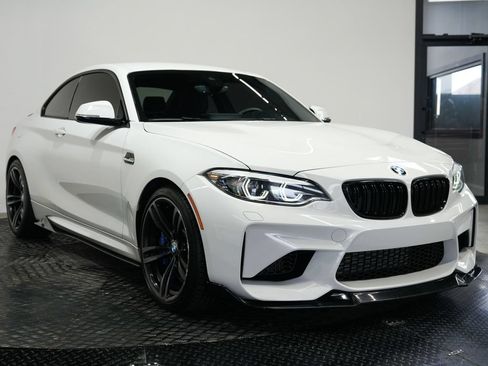 Used 2018 BMW M2 w/ Executive Package RWD image 3