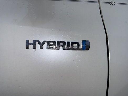 Used 2019 Toyota Highlander LE image 12