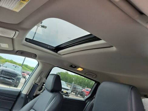 Used 2025 Honda Odyssey EX-L image 6