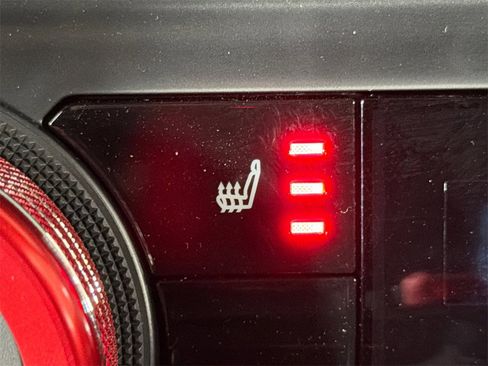 Used 2025 Toyota 4Runner TRD Off Road image 30