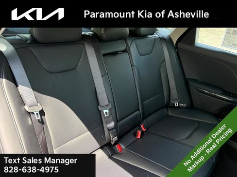 New 2026 Kia K4 EX FWD image 23