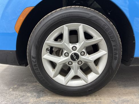 Certified 2023 Kia Soul S FWD image 25