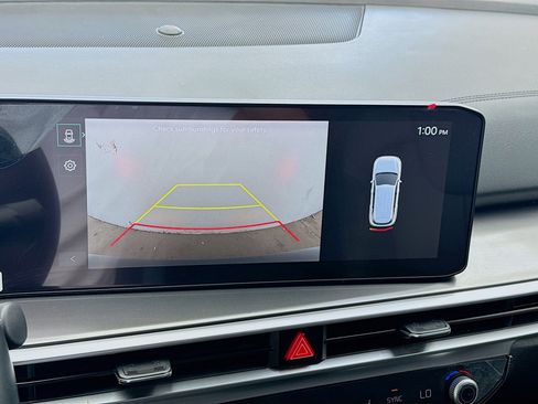 Used 2025 Kia Sorento S w/ Panoramic Sunroof Package FWD image 10