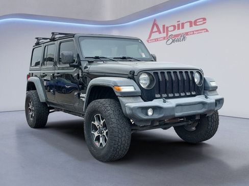Used 2018 Jeep Wrangler Unlimited Sport S image 7