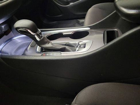 Used 2022 Chevrolet Malibu LT FWD image 26