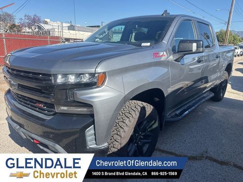 Used 2019 Chevrolet Silverado 1500 LT Trail Boss image 2