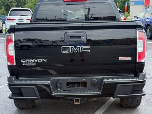 Used 2015 GMC Canyon SLE w/ All-Terrain Package AWD/4WD image 12