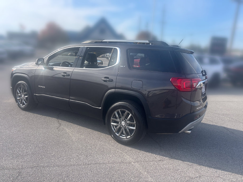 Used 2017 GMC Acadia SLT FWD image 4