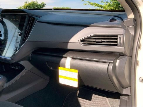 Certified 2025 Subaru Crosstrek 2.0i Premium image 24