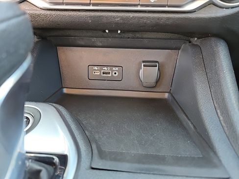 Used 2021 Nissan Sentra SV w/ Trunk Package image 32