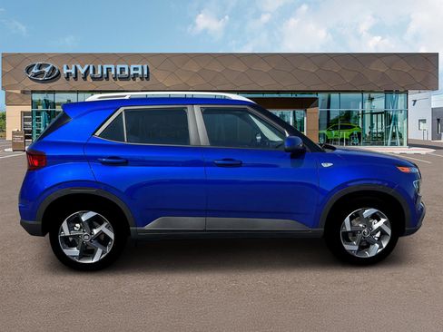New 2026 Hyundai Venue SEL image 9