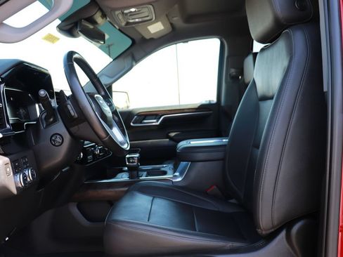 Used 2022 GMC Sierra 1500 SLT w/ SLT Premium Package AWD/4WD image 12