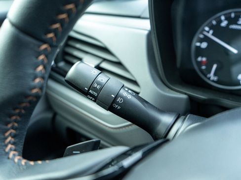 Used 2025 Subaru Forester Sport image 27